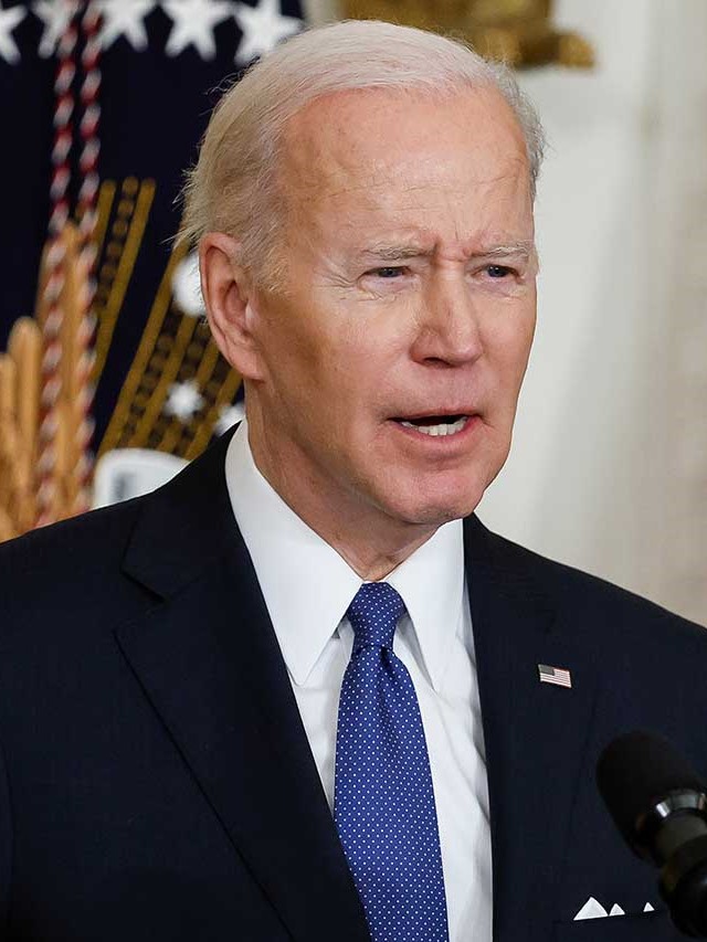 Biden avert national rail strike to tentative railway Labor agreement